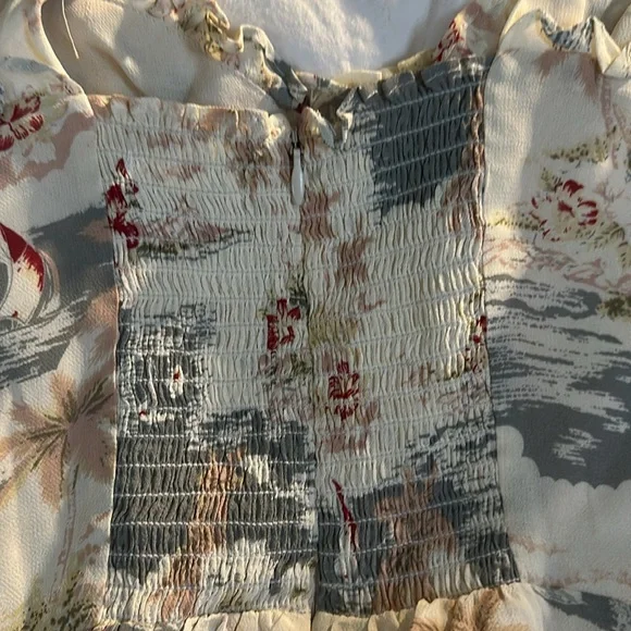 Reformation NEW Christine Long Beach Ruffle Cream Mini Dress Size 6 - Picture 12 of 12